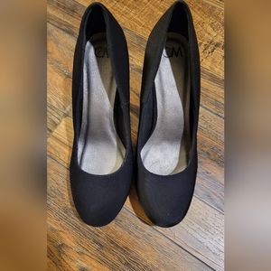 Black Round Toe High Heels